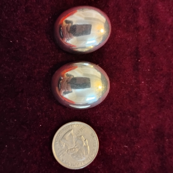 Vintage Patricia Von Musulin Large Silver Oval Dome Ear Clips - Picture 3 of 5